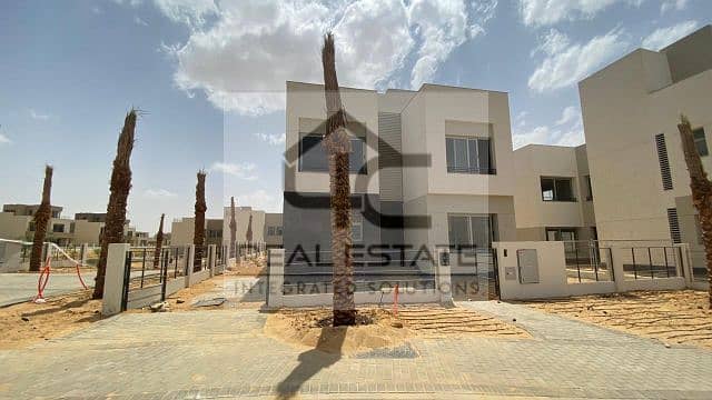 Stand alone for sale in installments, in a prime location and with a view over the largest landscape area 12