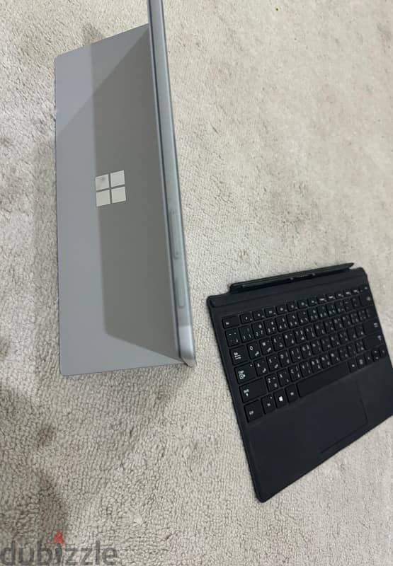 Microsoft surface pro 7 + 2