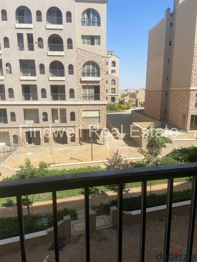 باقل سعر شقه للبيع فى جرين سكوير بمدينه المستقبل لوكيشن مميز جدا فيو لاند سكيب  Mostakbal City / Green Square 2