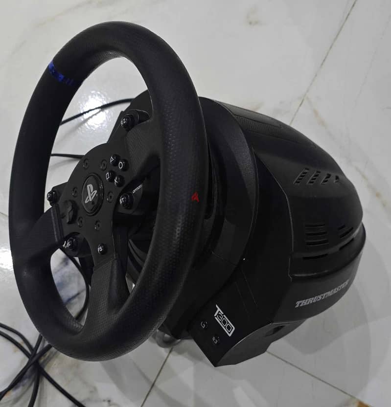 Thrustmaster T300 GT RS - Very Good Condition 1