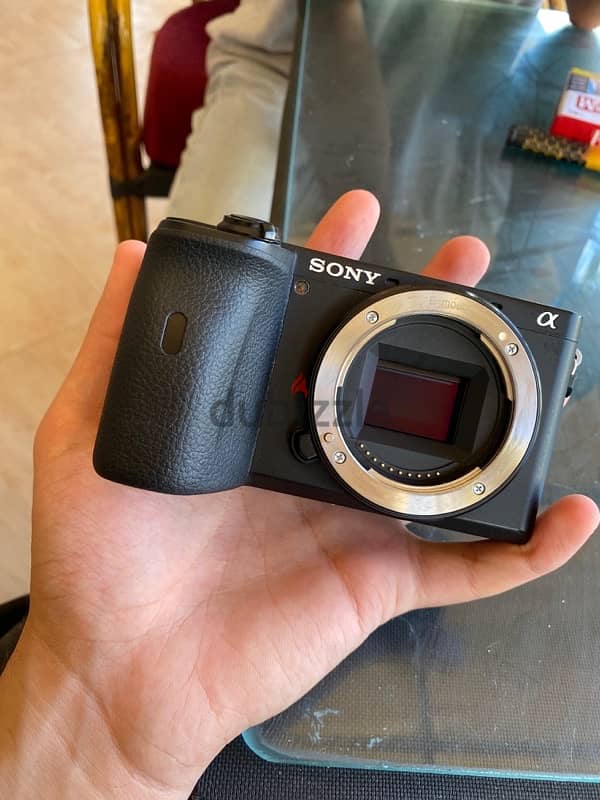 Sony Alpha A6600 Mirrorless camera with 18-135mm lens ( Shutter 3000 ) 5