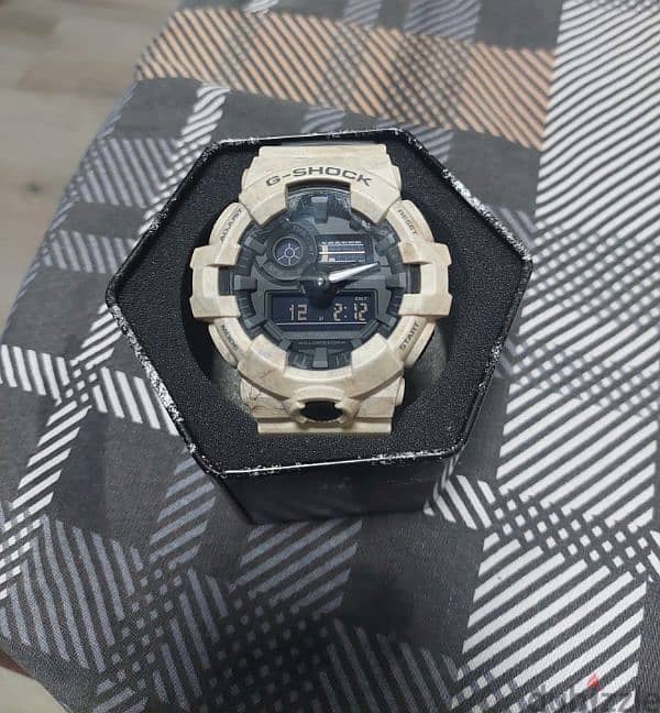 Casio G-Shock GA-700WM-5ADR 0