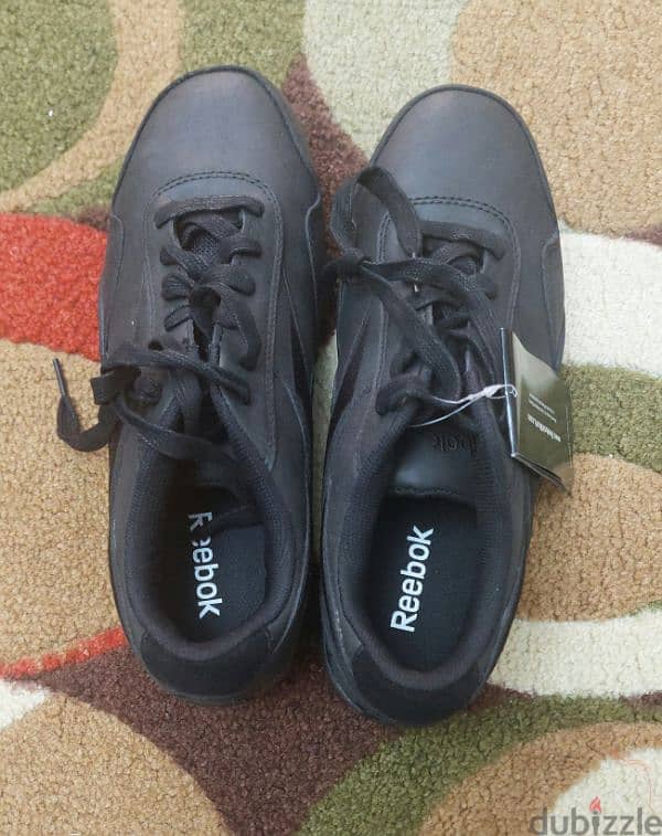 حذاء reebok جديد أصلى 0