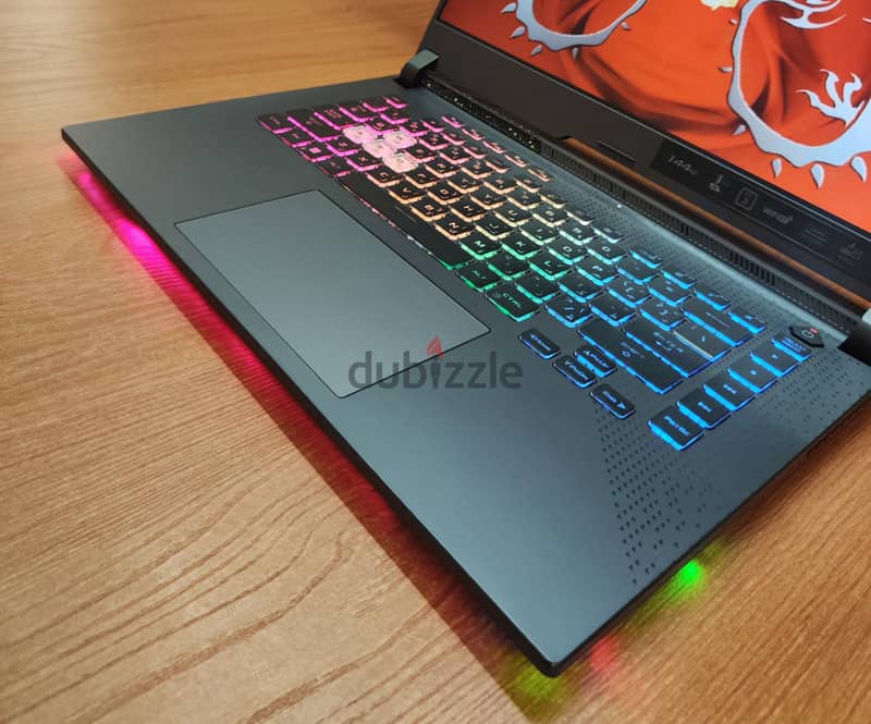 Asus Rog Strix Ryzen 7 6800HS RTX 3050 Gaming LapTop 11