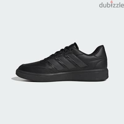 كوتشي اديداس اقل من سعره 800 جنيه مقاس 44 | Adidas Courtblock