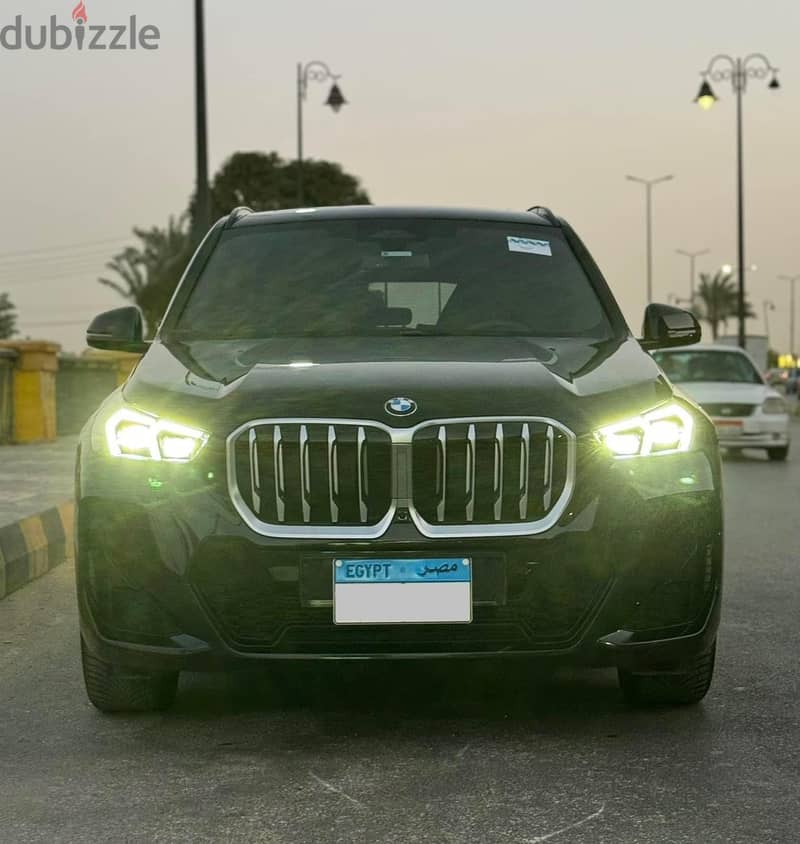 بي ام دبليو إكس 1 شبه جديدة 2023 BMW X1 M Sport 4