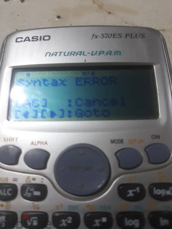 اله حاسبة casio fx- 570es plus 2