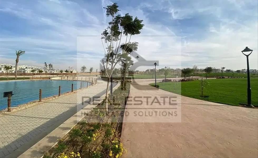 Ready to move Standalone 280 m open view landscape for sale in Hyde park villas 2