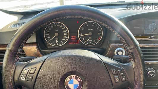 BMW 320 2008