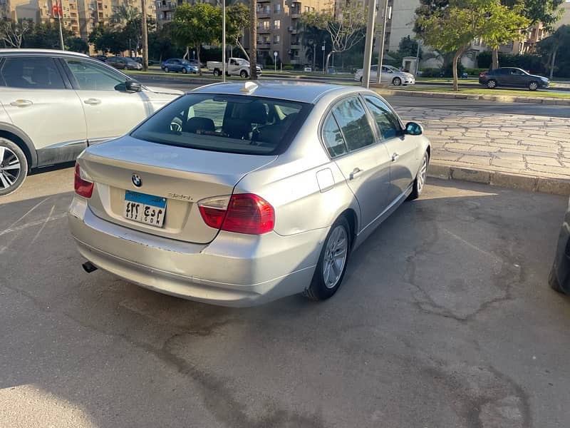 BMW 320 2008 5