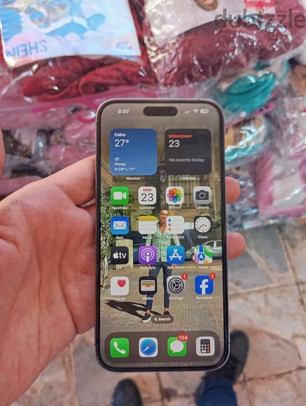 iphone 14 pro max 256 كالجديد بسعر مغرى بالعلبة 13