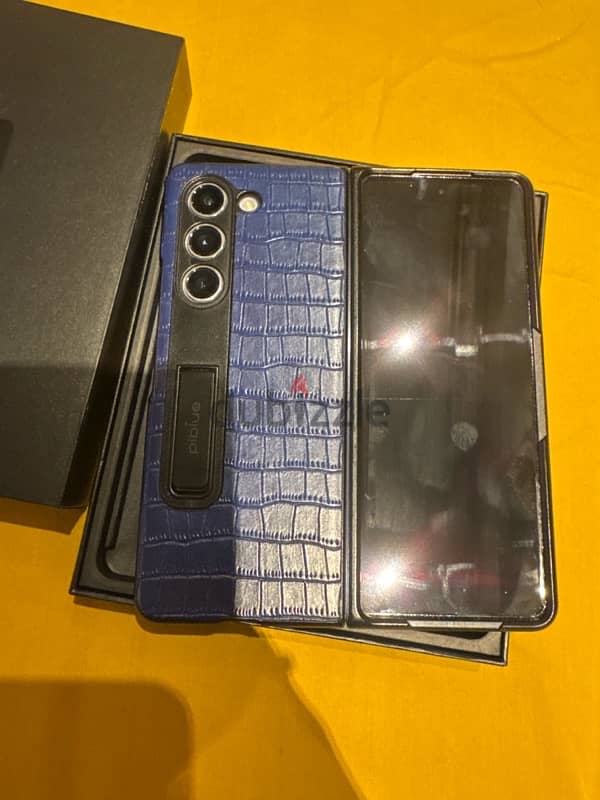 Samsung Galaxy Z Fold 5  512GB For Sale - Excellent Condition 2