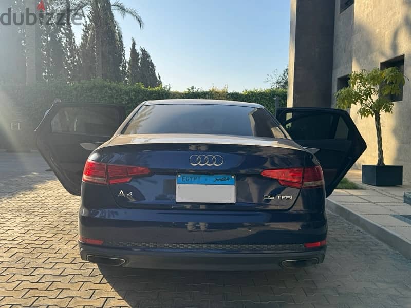 Audi A4 2019 4