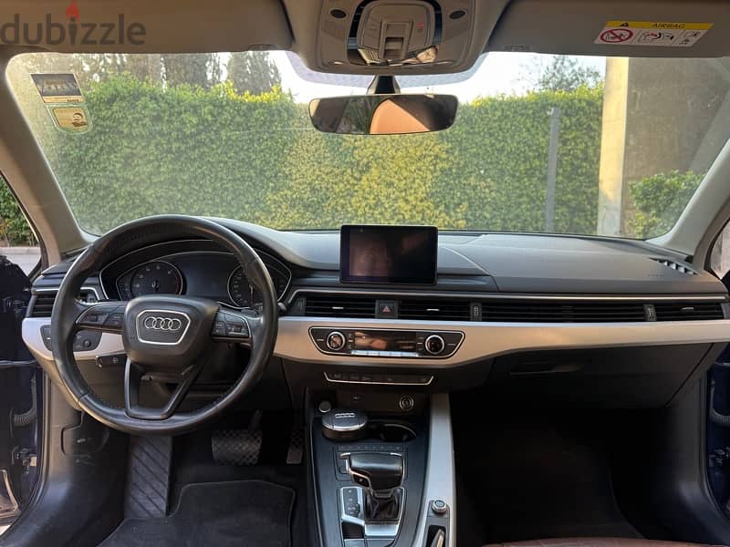 Audi A4 2019 5