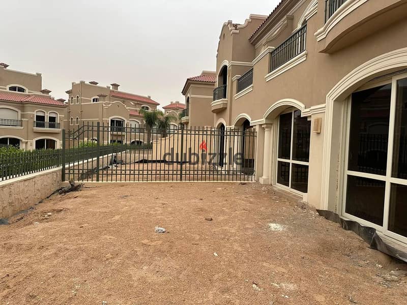 Villa for Sale with Immediate Delivery in La Vista El Patio Prime - New Cairo 2