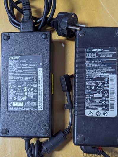 شاحن acer 9.23 امبير . IBM 7.5 امبير