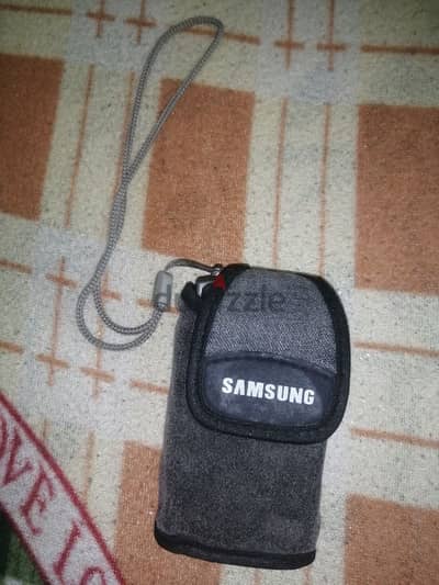 للبيع  كاميرا Samsung Digimax 202