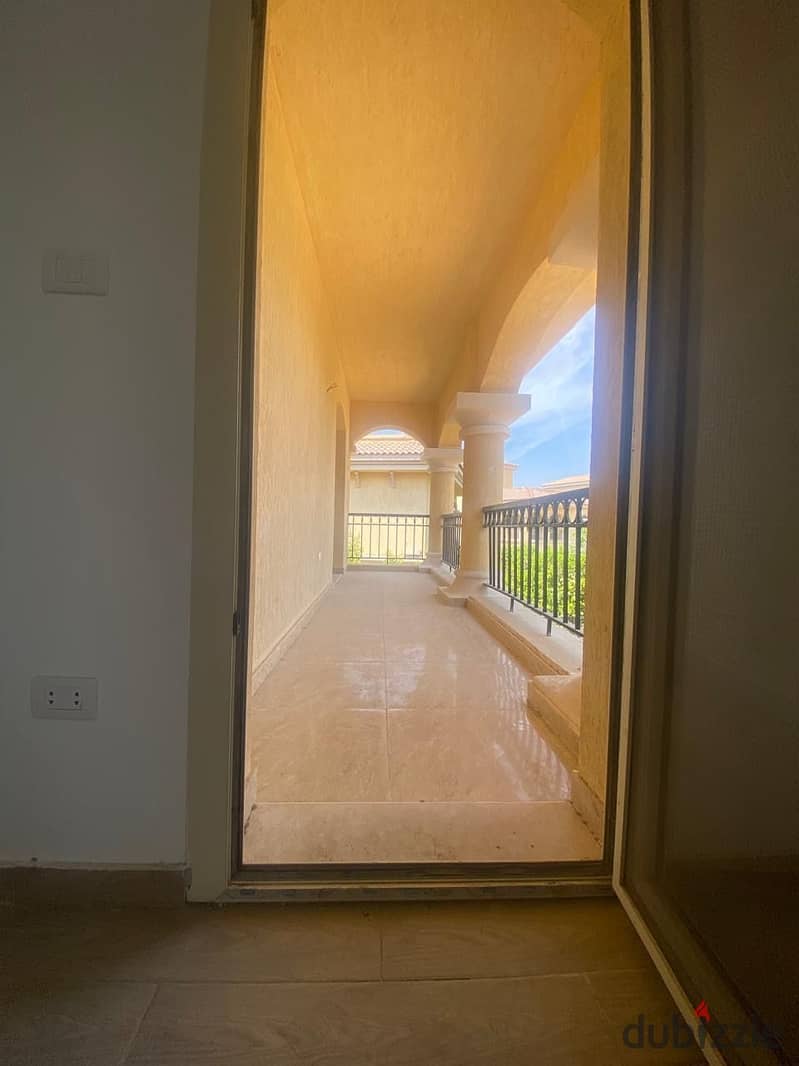 For rent in Madinaty, villa, madinaty villa Color stand separately 4 rooms, company finishing View Wide Garden Ground floor, first floor, roof, and a 16