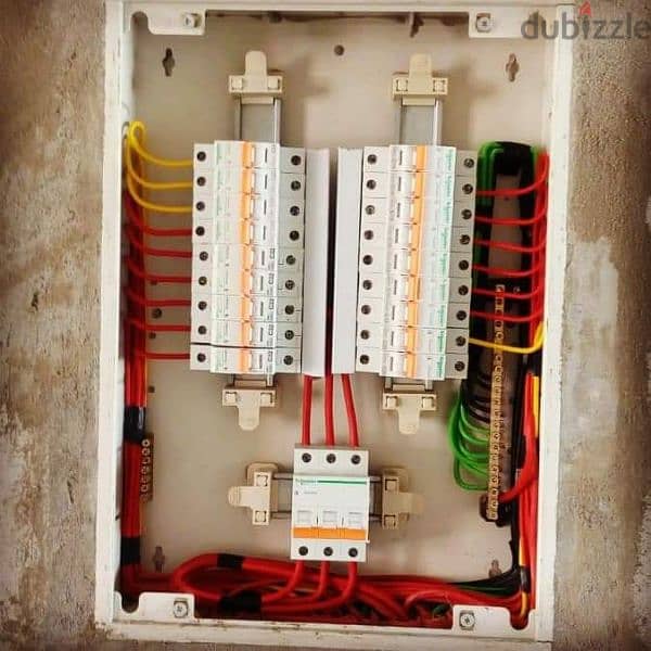 كهربائي تاسيس وتشطبب ١٥عام خبره 1