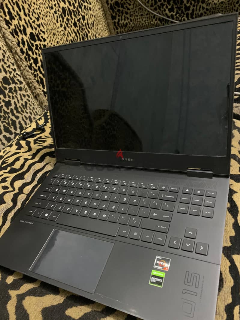 Hp OMEN 15 GAMING 1