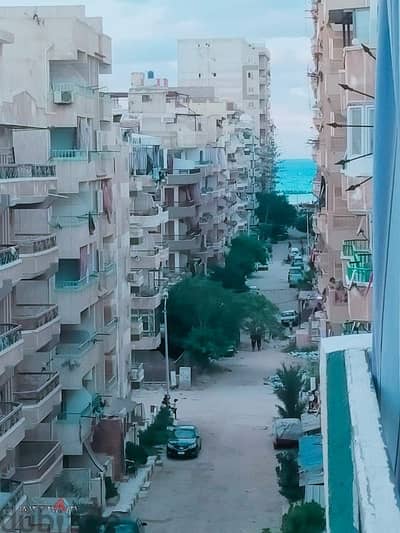 شقه فاخرة للبيع في الإسكندرية شاطئ النخيل  بجوار دار الدفاع الجوي