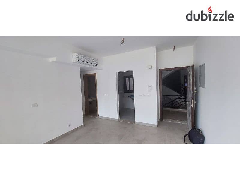 Two-bedroom apartment for sale in Privado Madinaty, immediate delivery, fully finished, overlooking services in Madinaty. . . . 2