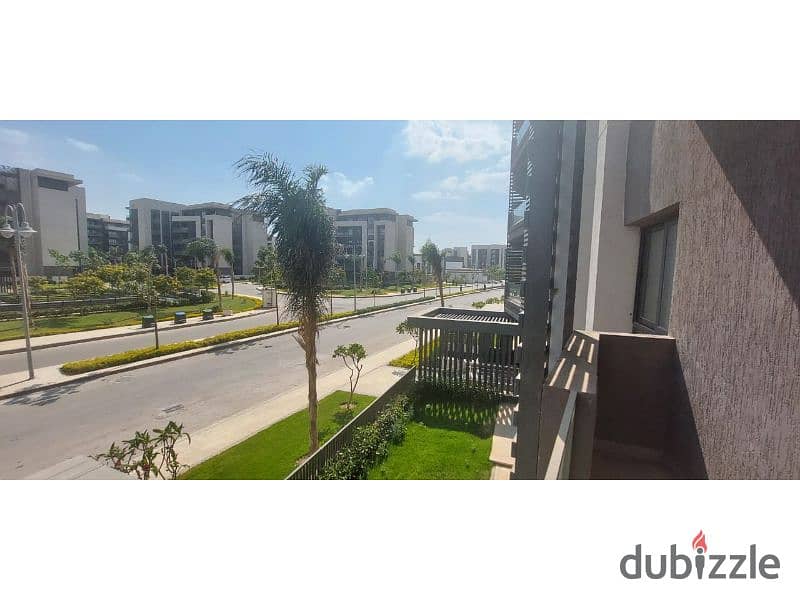 Two-bedroom apartment for sale in Privado Madinaty, immediate delivery, fully finished, overlooking services in Madinaty. . . . 4