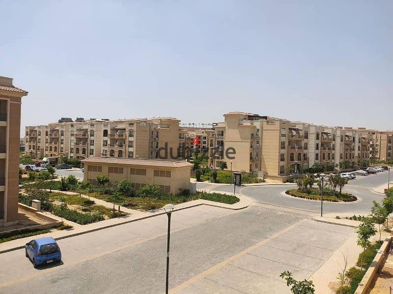 Apartment 175m for sale at a bargain price, direct lake view, immediate delivery in Stone Residence Compound 1