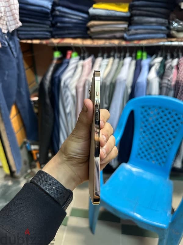 iphone 12 pro max 3