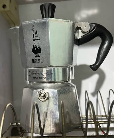 Bialetti Moka Pot Express 2 cups كسر زيرو