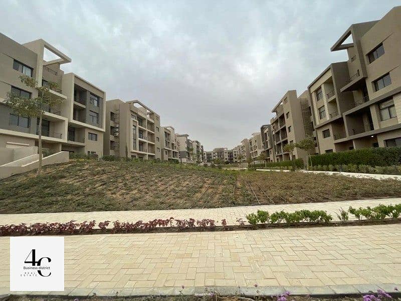 Fully Finished apartment 182m for sale with the lowest down payment and installments prime location Delivery Soon In Fifth Square Al Marasem 2