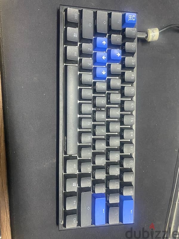 ducky one2 mini black/blue hyperx pulsfire core 3