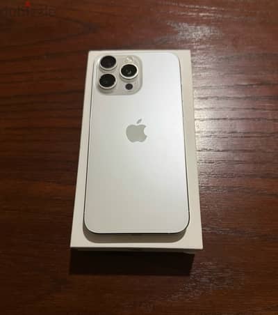 iPhone 15 Pro Max Dual sim 265GB Whiteايفون 15 برو ماكس شريحتين