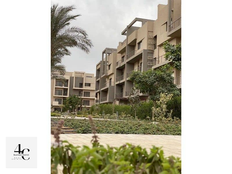 Penthouse 187m with roof 120m fully finished Ready to move at the lowest market price in Fifth Square Al Marasem Golden Square in Fifth Settlement 5