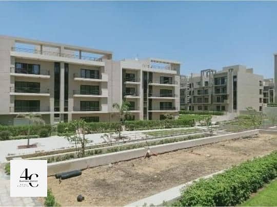 For sale the most special apartment 182m fully finished 3 bedrooms with the lowest down payment in Fifth Square Al Marasem Fifth Settlement 3