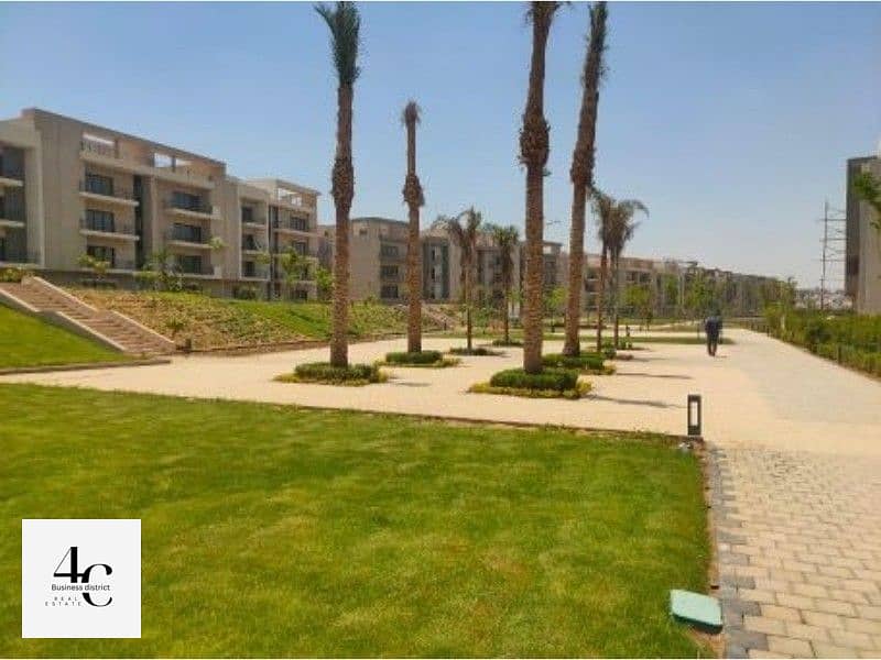 Apartment 168m for sale view villas, lowest down payment and installments prime location in Fifth Square Al Marasem in Fifth Settlement 3