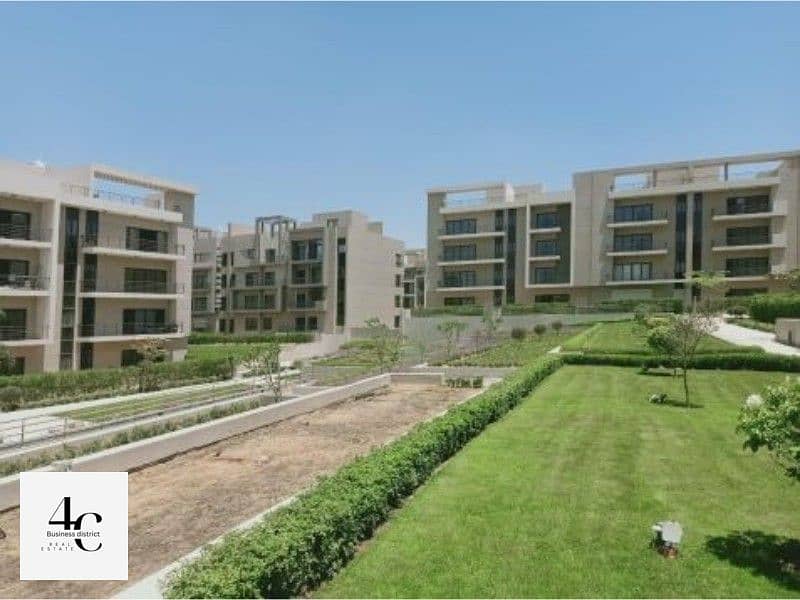 With the lowest down payment Apartment 130m for sale with a prime view fully finished in Fifth Square Al Marasem in Fifth Settlement 4