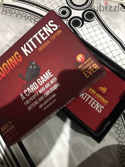 للبيع لعبة Exploding Kittens جديدة وارد امريكا