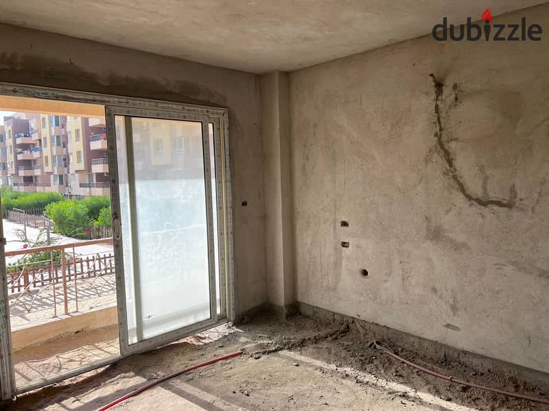 Duplex for sale, 5-bedroom, 3-bathroom overlooking the swimming pool, next to Al Khamayel and New Giza in Sheikh Dhaid 9