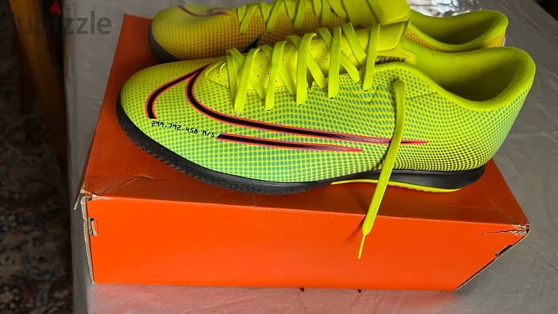 Nike Mercurial MDS002 2