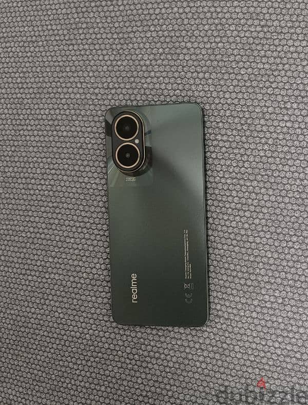 Realme C67 0