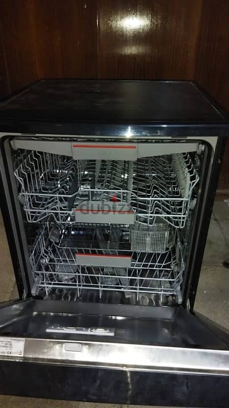 Used 6 months Bosch Dishwasher 2