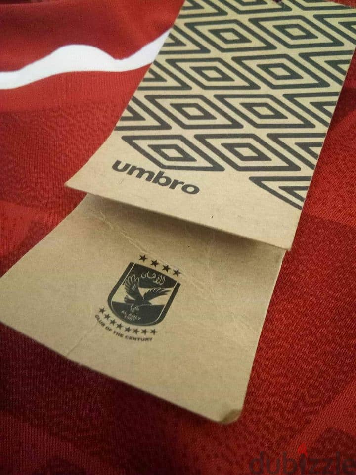 تيشيرت الاهلي الاصلي umbro عام الثلاثيه 22\21 2