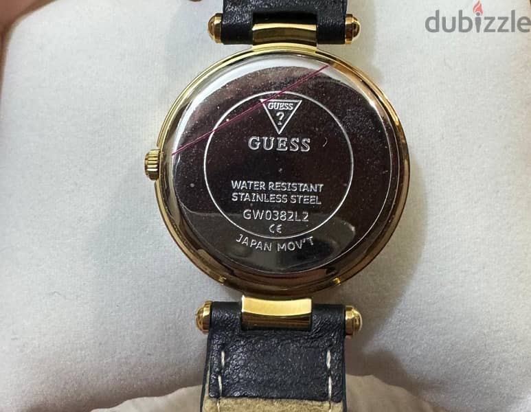 GUESS Women's Trend Crystal 32mm Watch 2