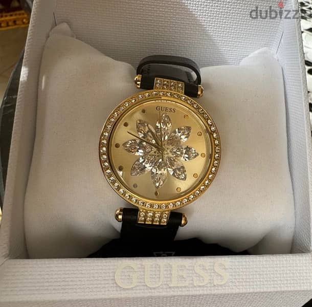 GUESS Women's Trend Crystal 32mm Watch 6