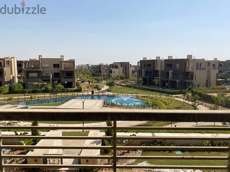 Townhouse for sale in New Giza Compound, Westridge Phase, Lake View 2