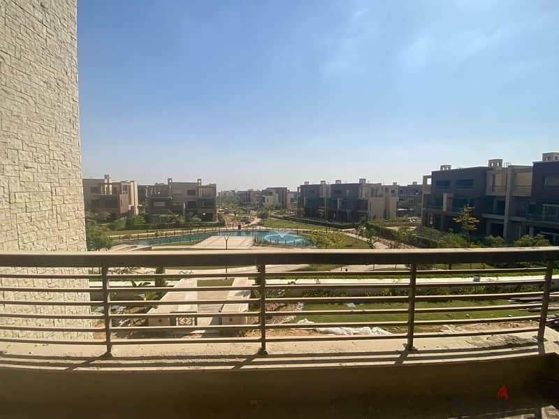 Townhouse for sale in New Giza Compound, Westridge Phase, Lake View 4