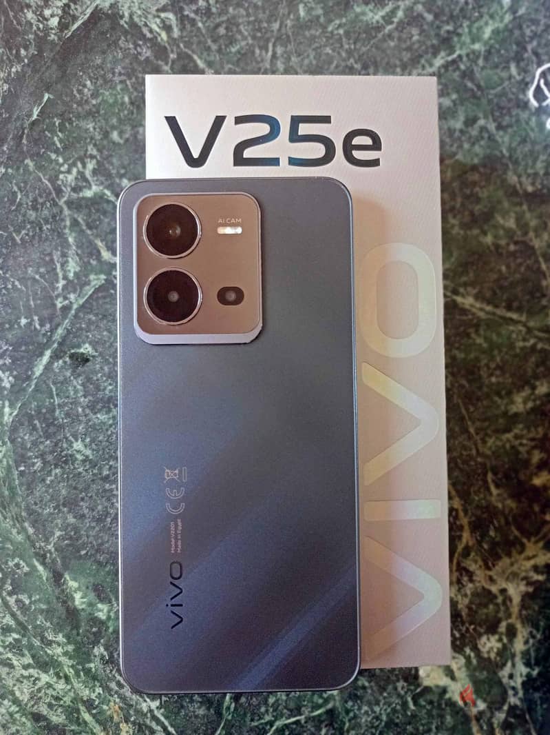 VIVO V25e الغني عن التعريف فيفو 0