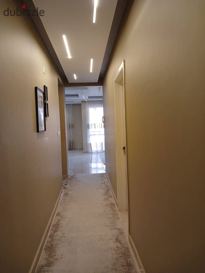 Apartment for sale in Al Rehab City 1, not damaged, corner apartment, north-facing. 6