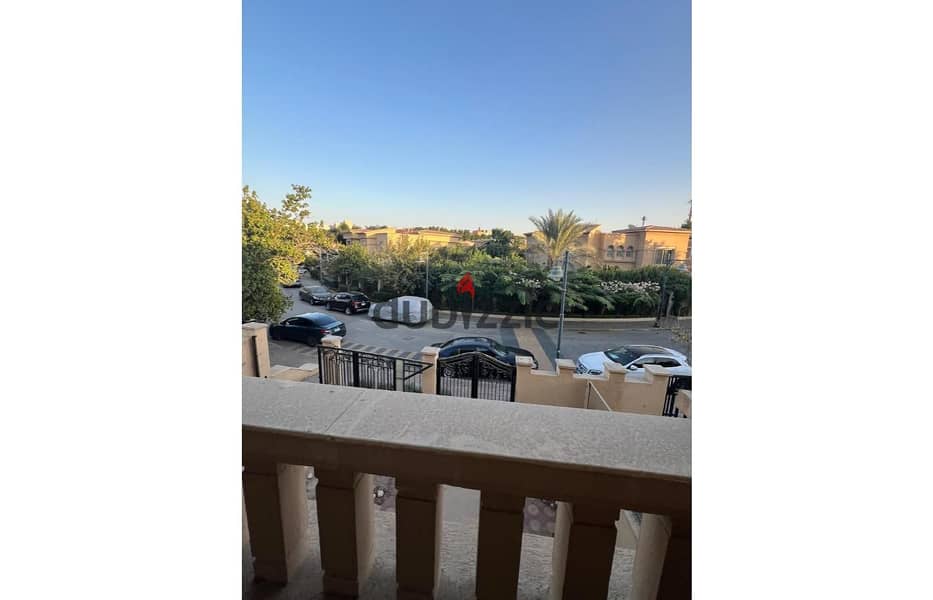 Twin house 220m semi furnished for rent in the villa new cairo 21